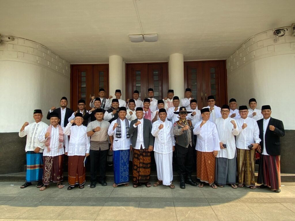 Peringatan Hari Santri Nasional: DPD LDII Kota Bandung Komitmen untuk Membangun Pendidikan dan Agama - LDII Kota Bandung