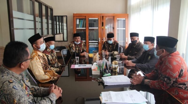 KUNJUNGAN DPD LDII KAB SUBANG KE KESBANGPOL - LDII Kota Bandung