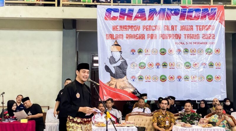 700 Pesilat Se Jawa Tengah penuhi GOR Mustika Blora - LDII Kota Bandung