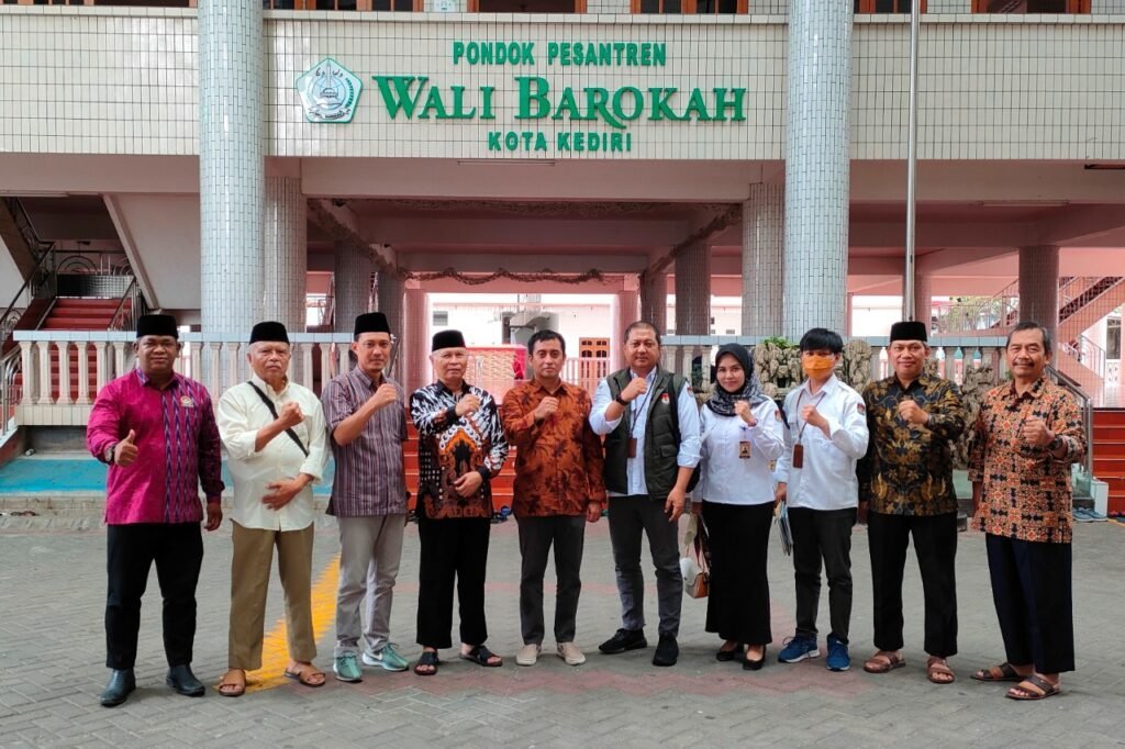 KPU Kota Kediri Sosialisasi Peraturan Baru Pemilu Ke Ponpes Wali Barokah - LDII Kota Bandung